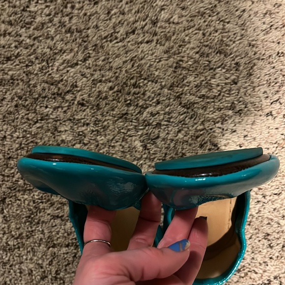 Tieks patent flats in classic Tiek Blue - Picture 4 of 7